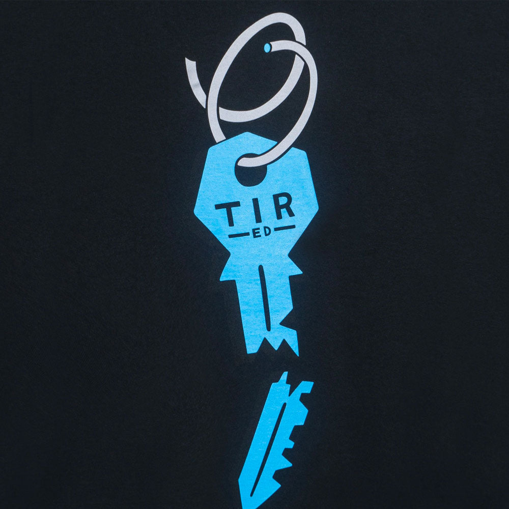 Tired Broken Key Pocket L -S Tee - Black