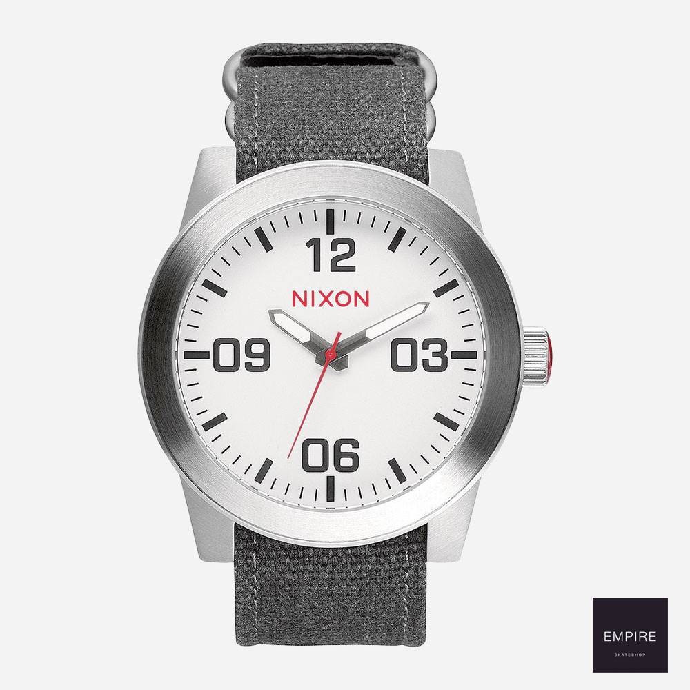 NIXON CORPORAL - White